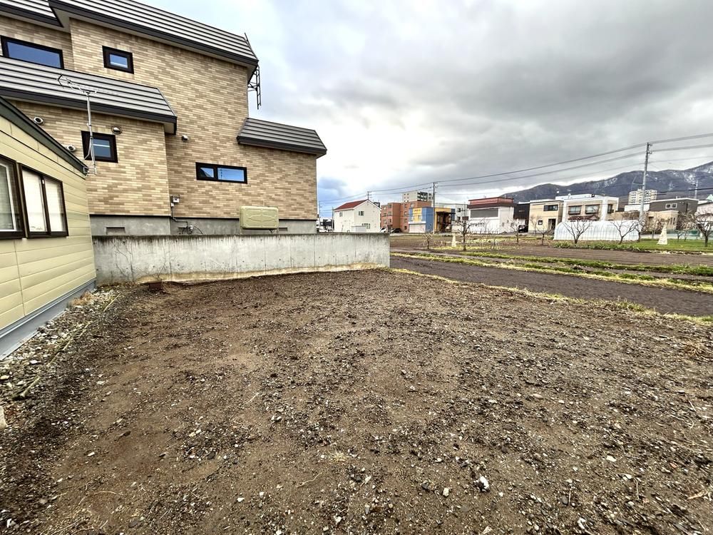 117m2 Land for Sale near Teine Station, Sapporo - Thumbnail 3