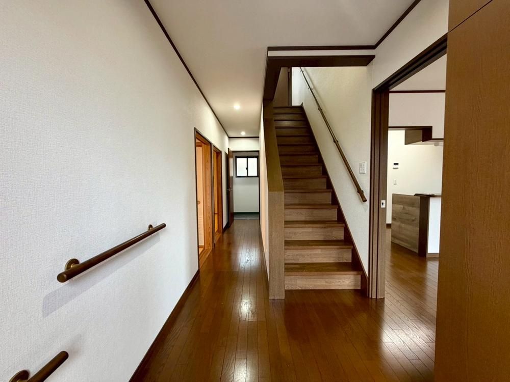 5LDK Renovated House for Sale in Sakaiminato, Tottori - Thumbnail 4