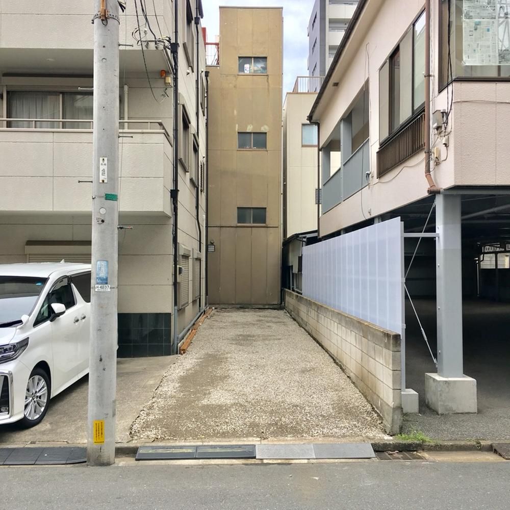 Land for Sale in Sumida-ku, Tokyo - 43m2 Freehold Plot - Thumbnail 4