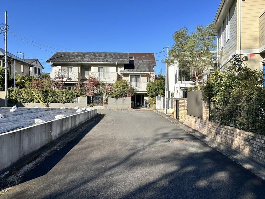 Land for Sale in Chigasaki Minami, Kohoku Ward, Yokohama - 284.63m² - Thumbnail 2