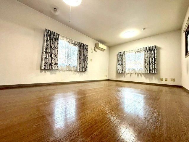 3LDK Apartment for Sale in Tsuzuki Ward, Yokohama - 98m2 with Roof Balcony - Thumbnail 3