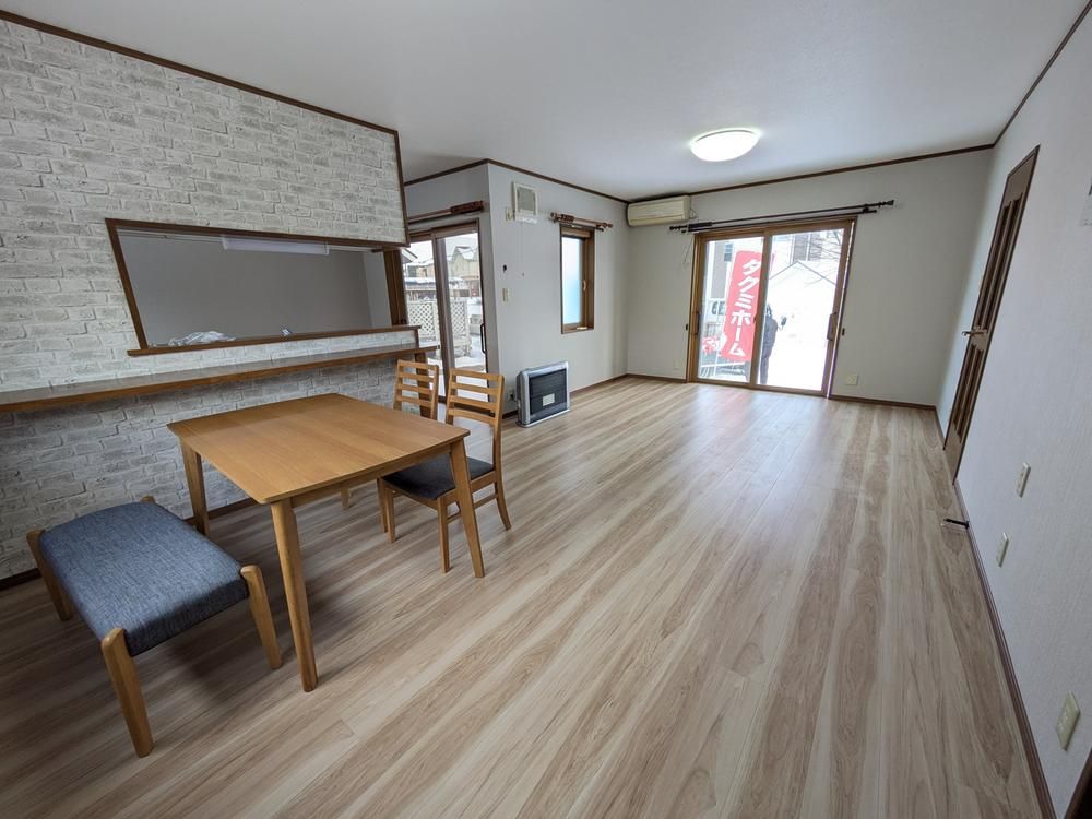 Renovated 4LDK Detached House in Hashikami Town, Aomori - 11.8M Yen - Thumbnail 3