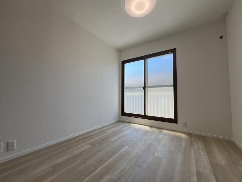 Renovated 3LDK+S House in Hachioji, Tokyo - 2026 Update - Thumbnail 3