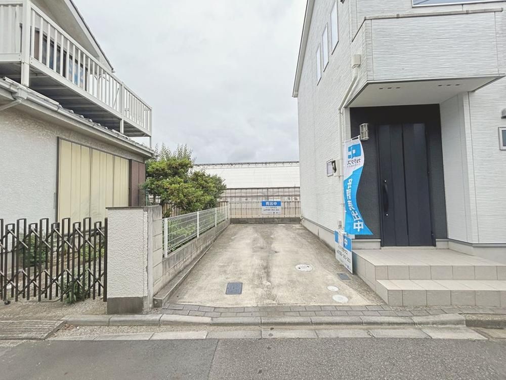3LDK+S House for Sale in Funabashi, Chiba - 33.99 Million Yen - Thumbnail 2