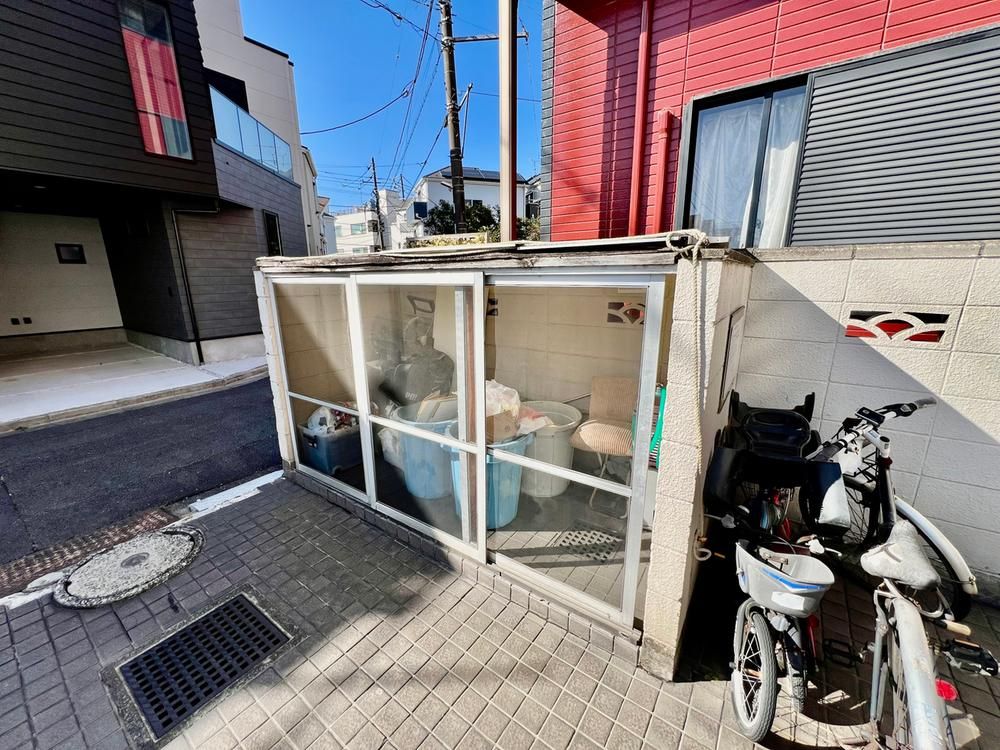 2LDK Apartment for Sale in Kawasaki-ku, Kanagawa - Thumbnail 3