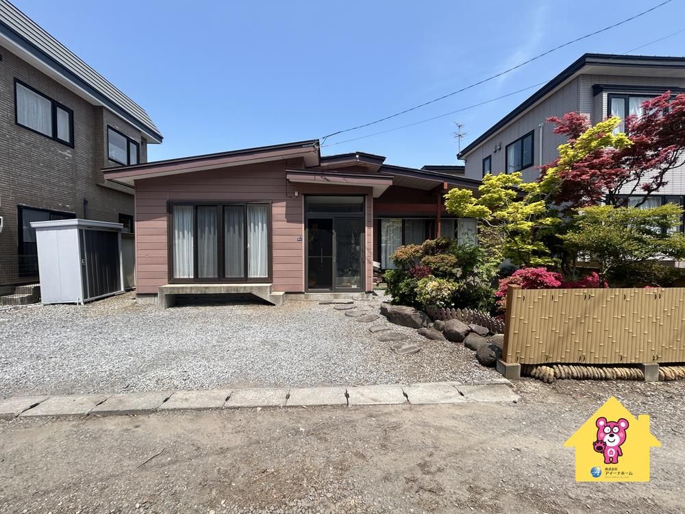 2LDK Single-Story House for Sale in Hakodate, Hokkaido - Thumbnail 2