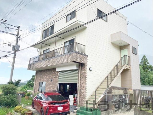 4LDK Steel-Framed House in Sue Town, Fukuoka - Thumbnail 2