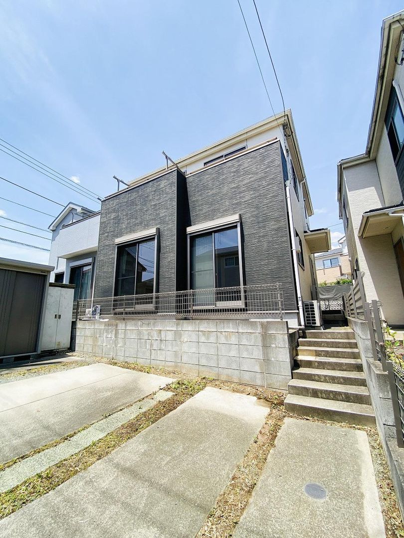 4LDK Pre-owned House for Sale in Yamato City, Kanagawa - Thumbnail 4