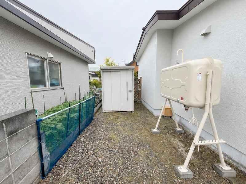 5LDK House for Sale in Tomakomai, Hokkaido - 2,800,000 Yen - Thumbnail 4
