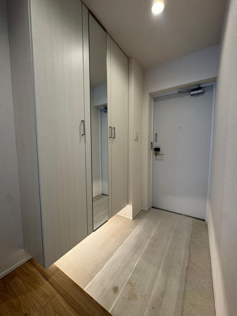 4LDK Renovated Apartment in Sapporo Higashi Ward - Thumbnail 2