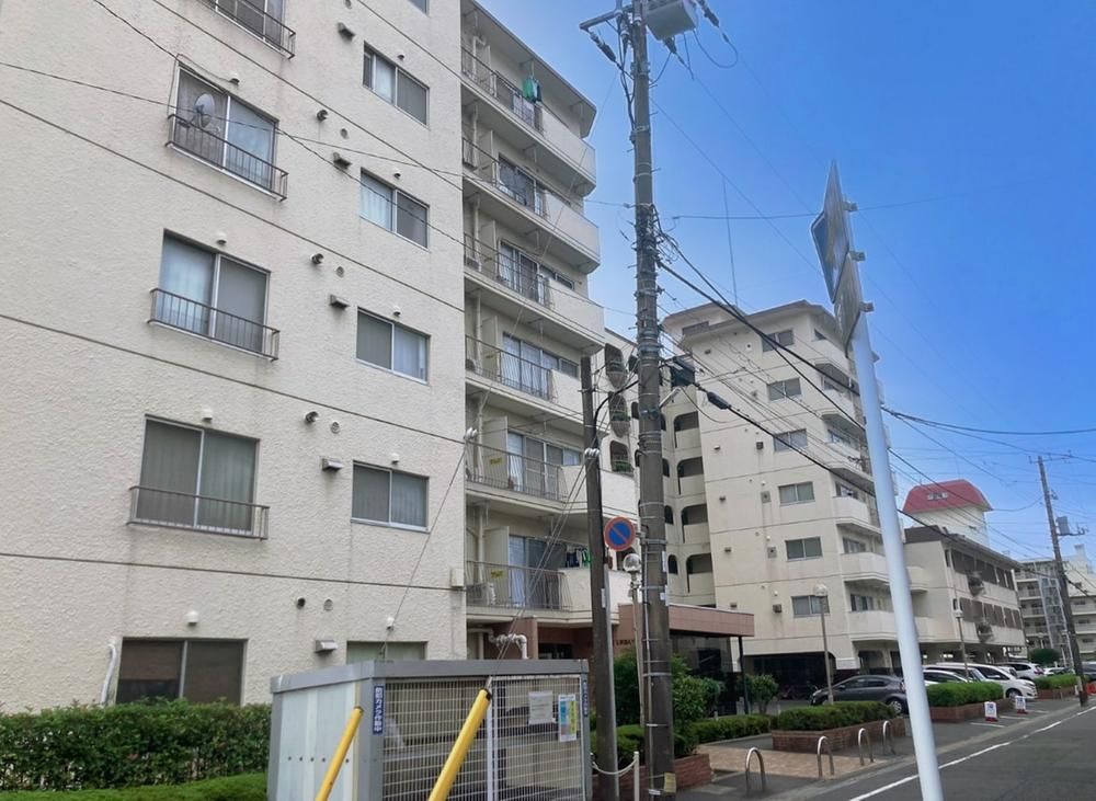 3LDK Apartment for Sale in Gyotoku, Ichikawa, Chiba - Thumbnail 2