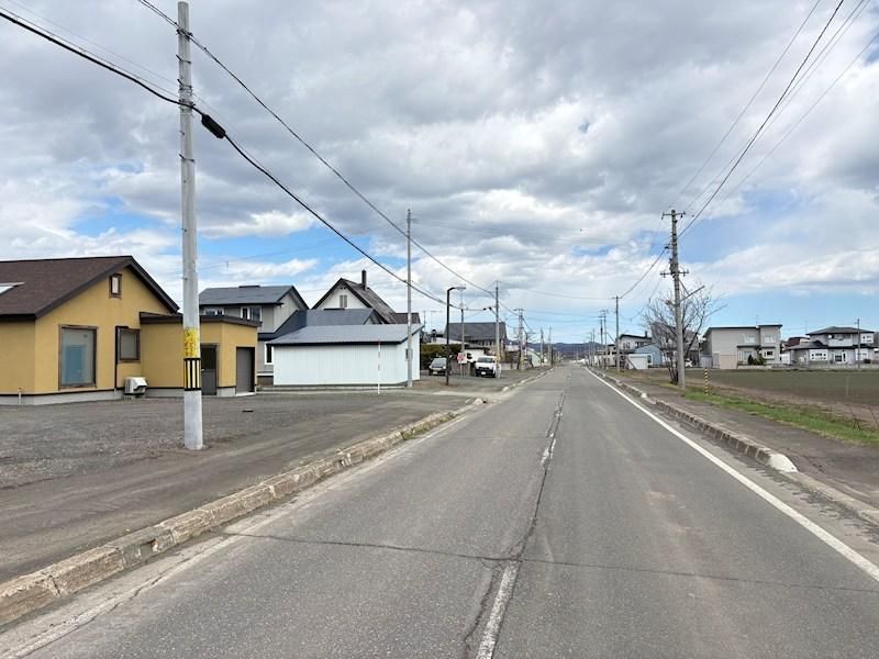 Spacious 1LDK House in Kitami, Hokkaido with Large Garden - Thumbnail 3