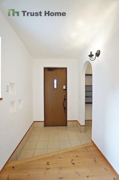 3LDK Detached House for Sale in Takarazuka, Hyogo - Thumbnail 4
