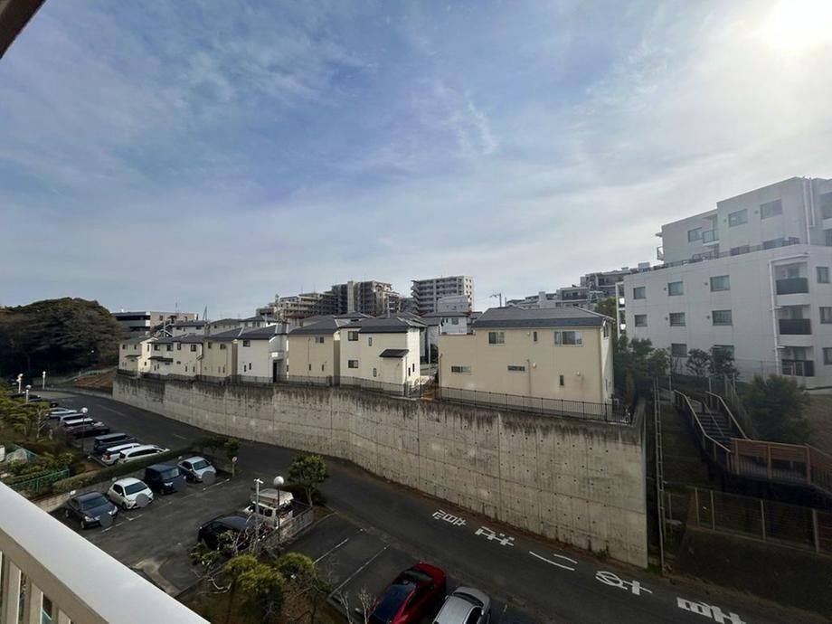 3LDK Apartment for Sale in Funabashi, Chiba - Thumbnail 4