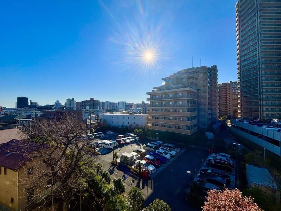2LDK Apartment for Sale in Fujisawa, Kanagawa - 76.35m2 - Thumbnail 2