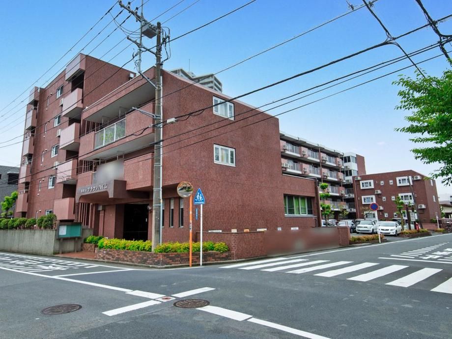 2LDK Apartment for Sale in Fujisawa, Kanagawa - 76.35m2 - Thumbnail 4