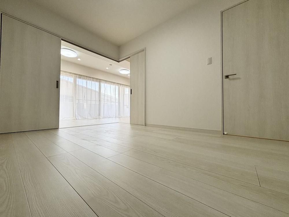 Renovated 3LDK Apartment in Atsugi, Kanagawa - 65m2 - Thumbnail 4