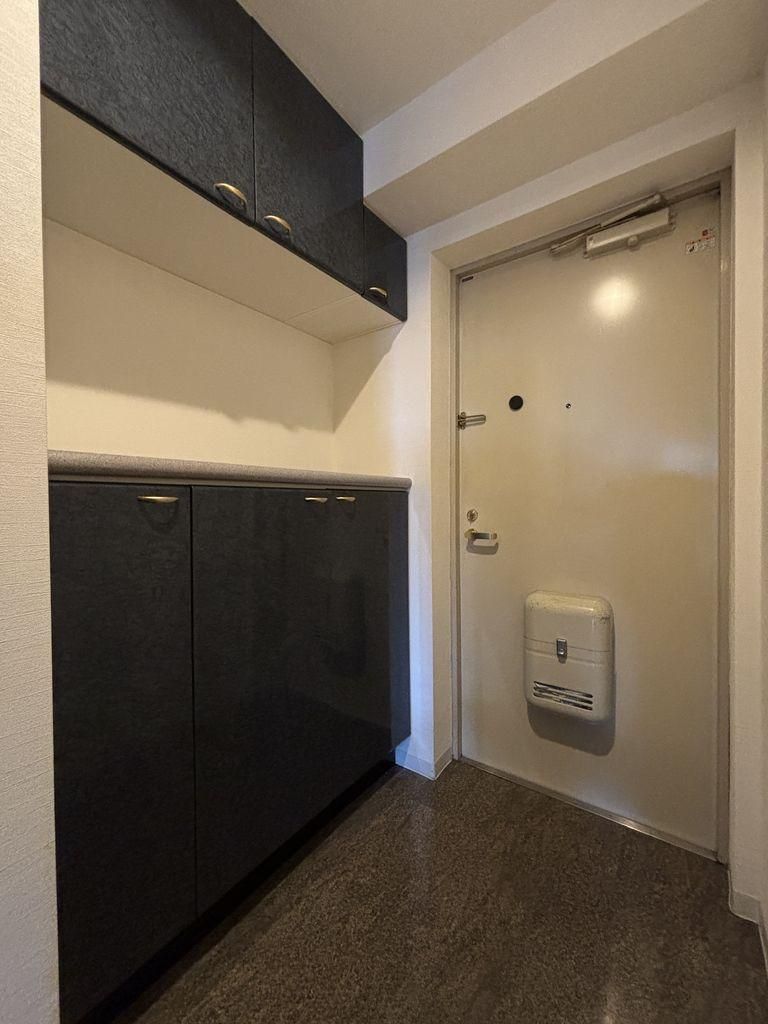 3LDK Apartment for Sale in Funabashi – 64.77m2 - Thumbnail 2