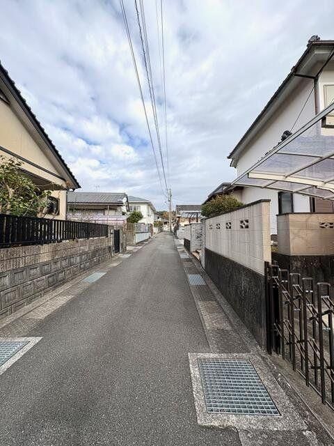 Renovated 5DK House in Kochi City with Large Garden - Thumbnail 2