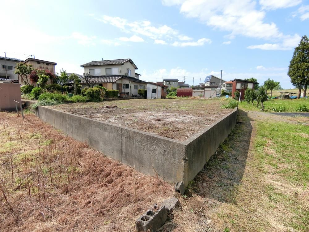 447 sqm Land for Sale in Joetsu, Niigata - Corner Lot - Thumbnail 2