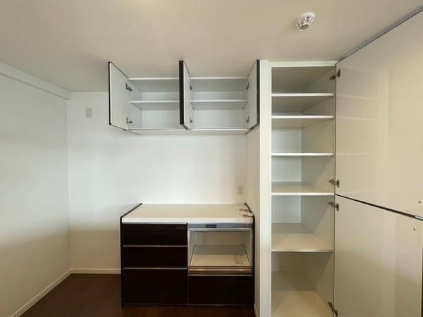 3LDK Apartment for Sale in Nakahara-ku, Kawasaki, 108m² - Thumbnail 2