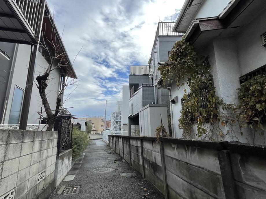 Land for Sale in Kitakarasuyama, Setagaya-ku, Tokyo - 80.96 sqm - Thumbnail 2