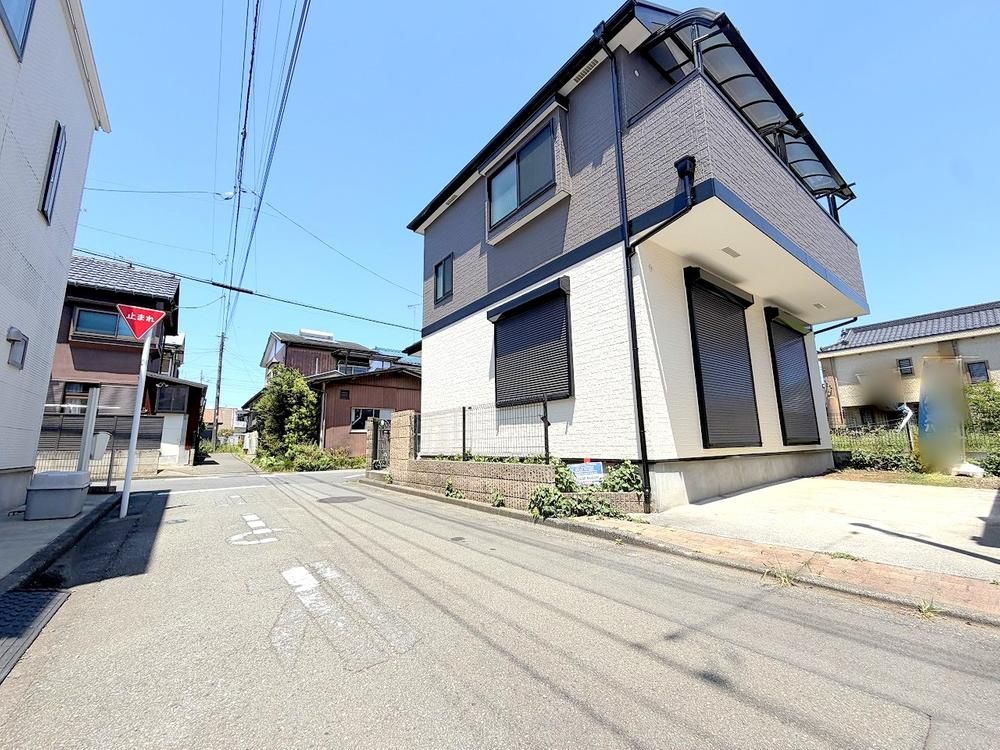 4LDK Renovated House in Akishima, Tokyo – 84m² Land - Thumbnail 4