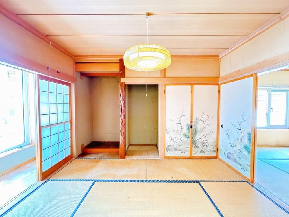 Renovated 5LDK House in Abashiri, Hokkaido – 161m² on 389m² Lot - Thumbnail 3