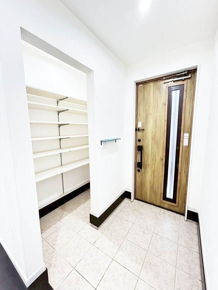 4LDK+S Detached House in Wakamatsu-ku, Kitakyushu, 489m2 Land - Thumbnail 2