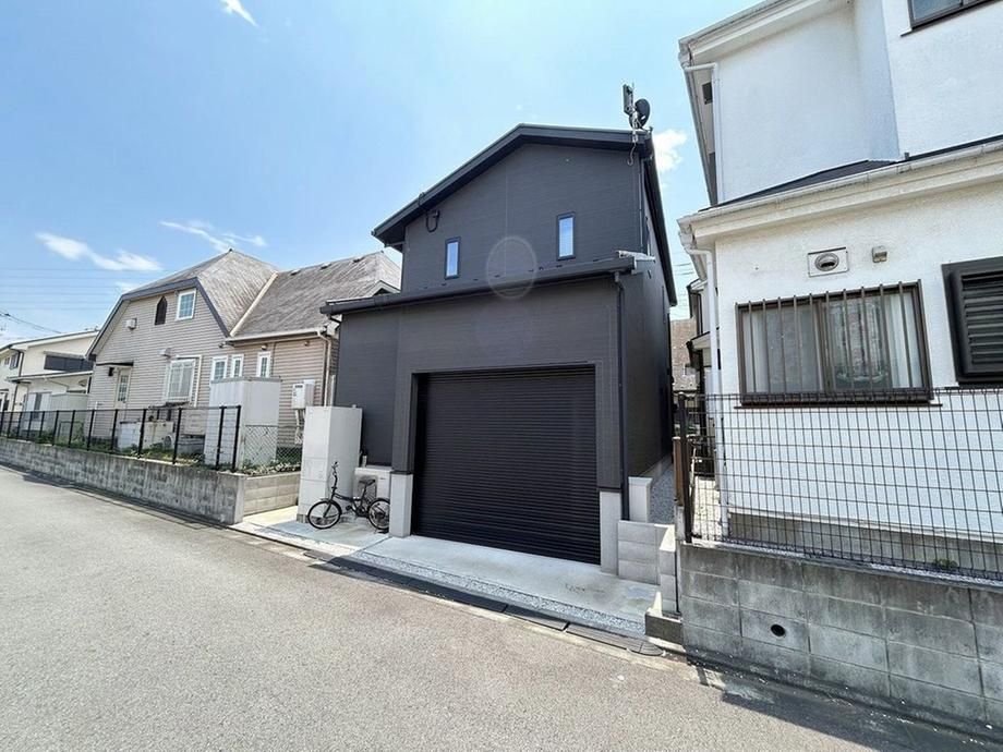 Modern 3LDK House with Garage near Nishitokorozawa Station - Thumbnail 3