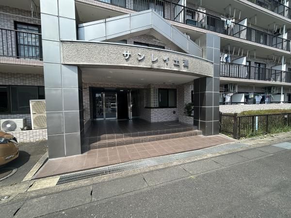 Renovated 3DK Apartment Near Tsuchiura Station, Ibaraki - Thumbnail 3