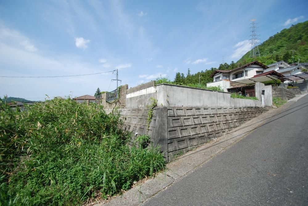 257.17 sqm Land for Sale in Higashihiroshima, Hiroshima - Thumbnail 2