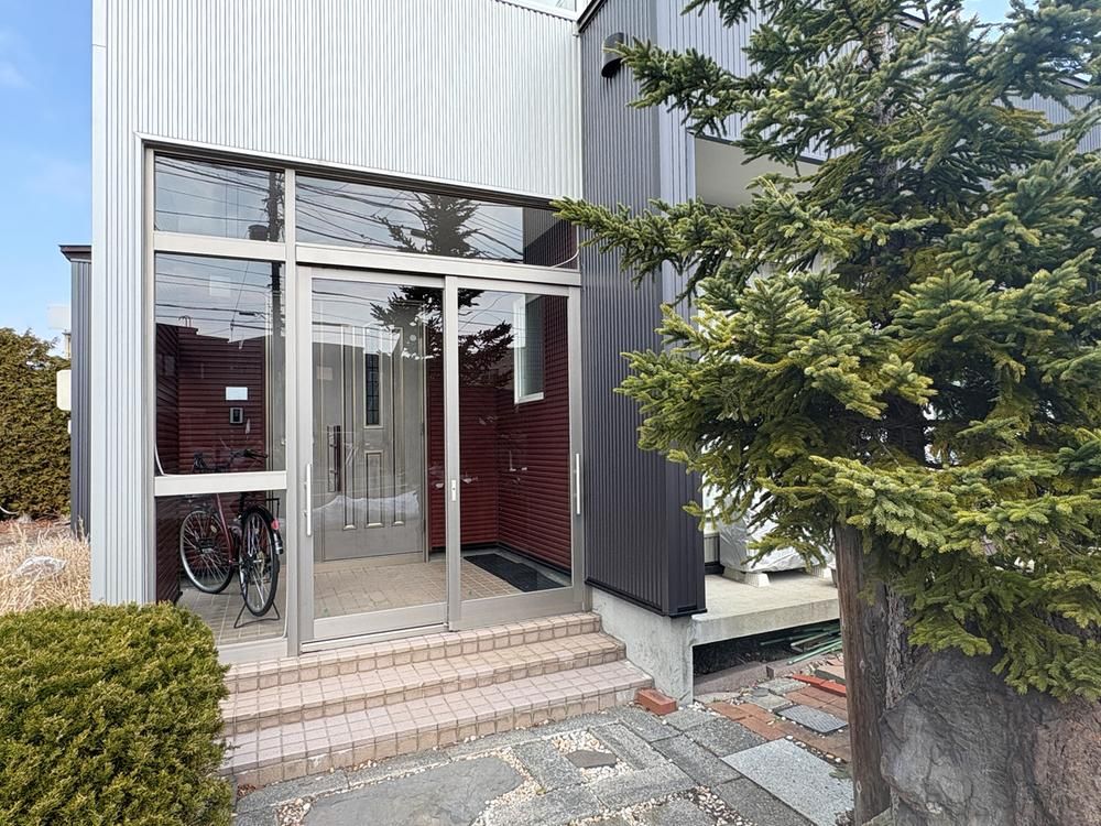 4LDK House for Sale in Ebetsu, Hokkaido - Thumbnail 3