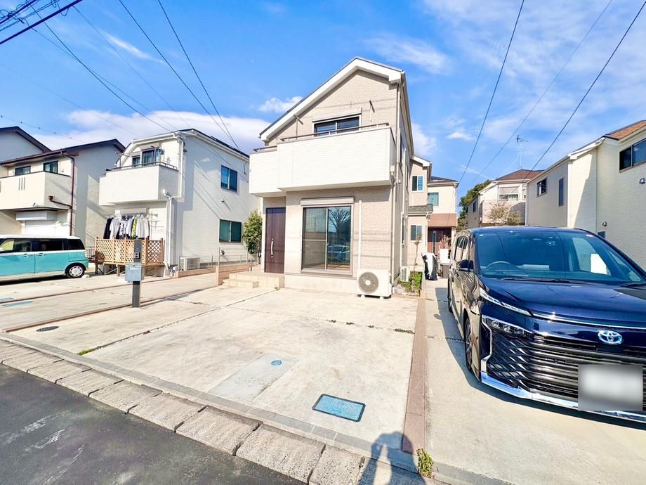 4LDK Detached House in Hamura, Tokyo - 99 sqm - Thumbnail 2