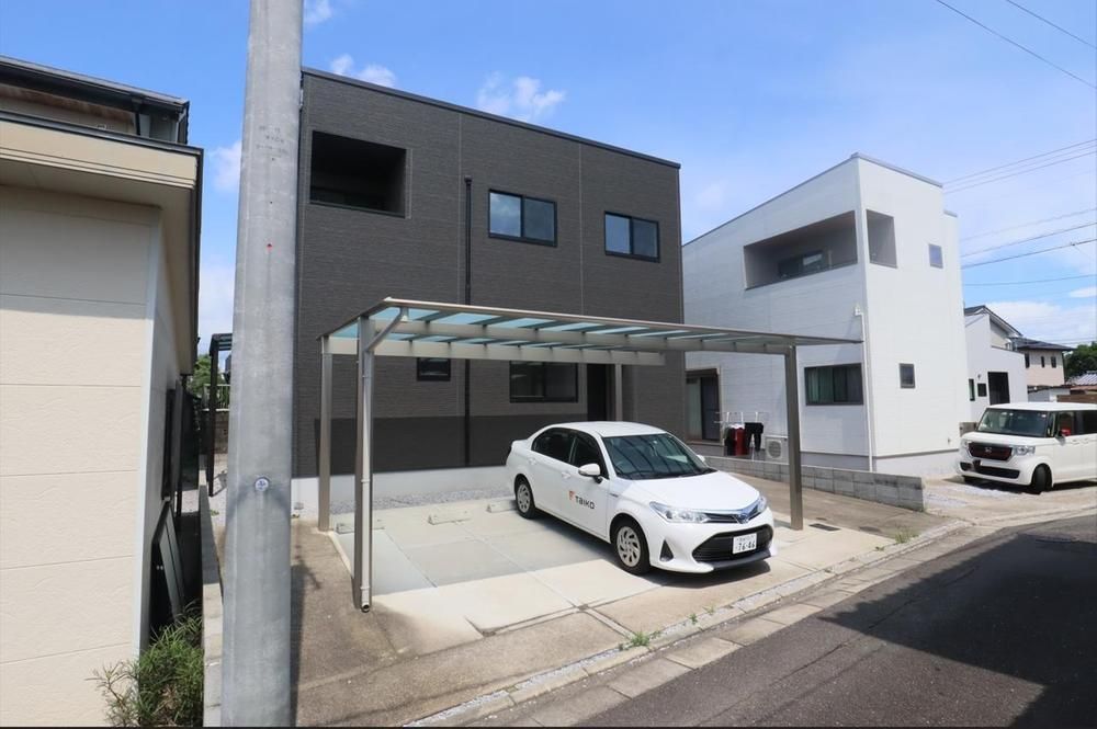 3LDK Near-New House in Kitagongen-cho, Miyazaki City - 29.99M Yen - Thumbnail 2