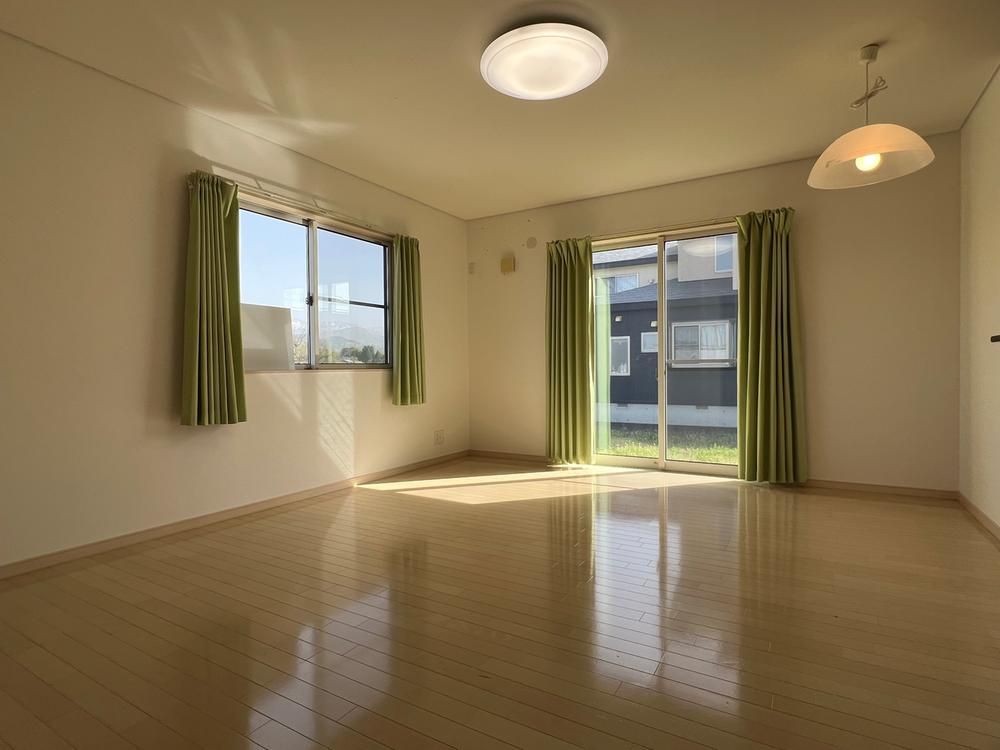 3LDK All-Electric House in Joetsu, Niigata - 89 sqm on 469 sqm Plot - Thumbnail 2