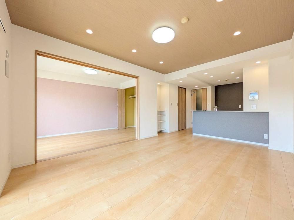 Renovated 3LDK Apartment in Yokohama Kanazawa Ward - Thumbnail 2