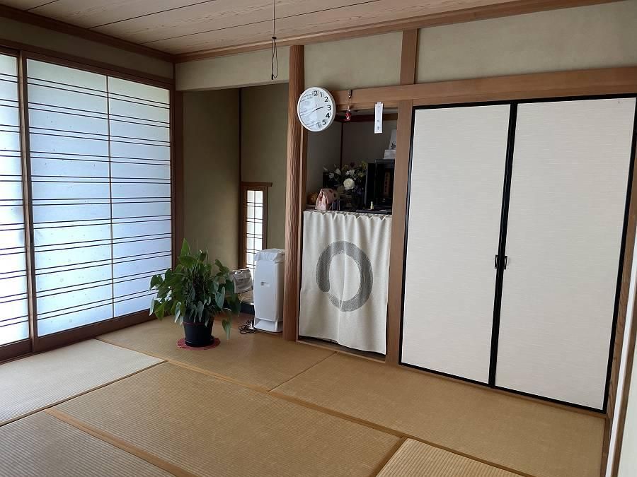 4LDK Detached House for Sale in Yoshimura-cho, Miyazaki City - Thumbnail 3