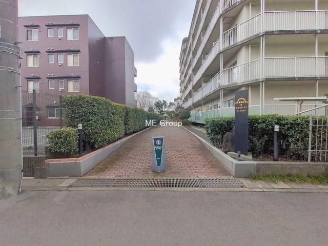 2LDK Apartment for Sale in Ebina, Kanagawa - 66.81 m² - Thumbnail 4
