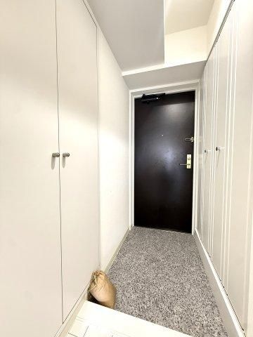 Renovated 2LDK Apartment in Sapporo Nishi Ward, 54.7m2 - Thumbnail 3