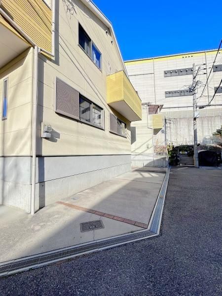 Renovated 3LDK House for Sale in Takarazuka, Hyogo - Thumbnail 3
