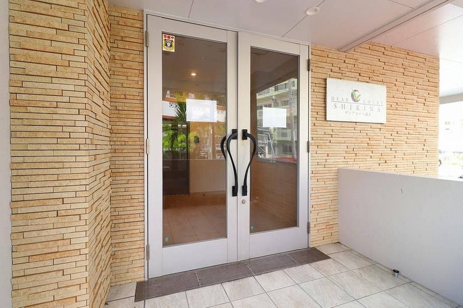 3LDK Apartment for Sale in Shikina, Naha, Okinawa - 70.97m2 - Thumbnail 3