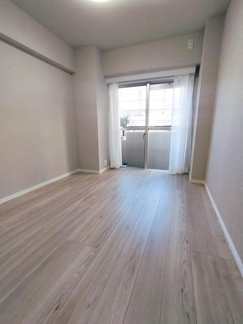 Renovated 3LDK Apartment for Sale in Miyamae, Kawasaki - Thumbnail 3