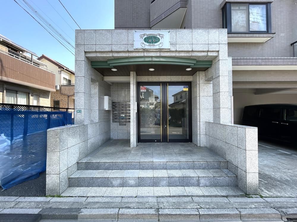 Renovated 3LDK Apartment in Saitama City, Sakura Ward - Thumbnail 4