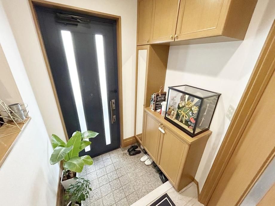 4LDK House for Sale in Keyakidai, Tokorozawa, Saitama - Thumbnail 2