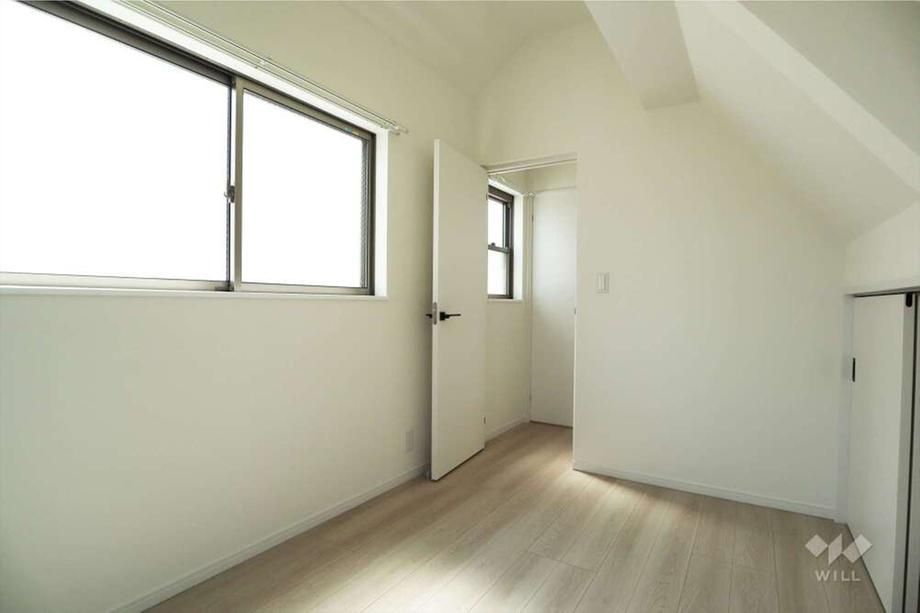 2LDK Detached House for Sale in Setagaya, Tokyo - 63.99M Yen - Thumbnail 3