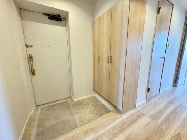3LDK Renovated Apartment in Chuo Ward, Sapporo, Hokkaido - Thumbnail 2