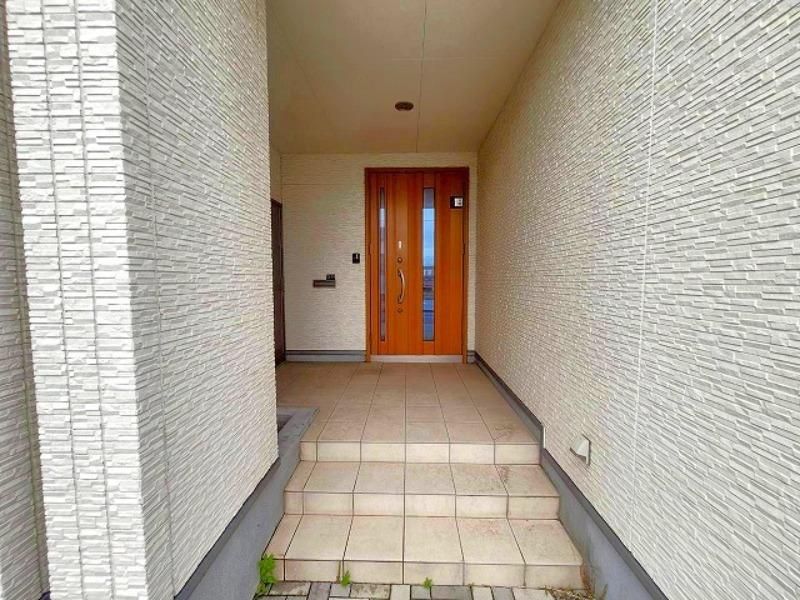 4LDK Detached House in Higashi-ku, Sapporo with Solar Panels - Thumbnail 4