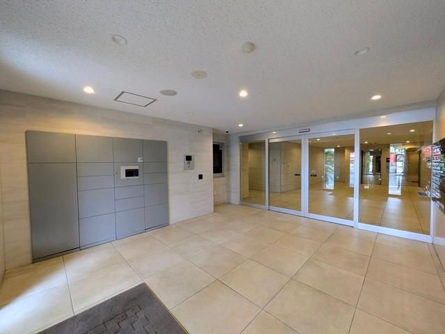 2LDK Apartment for Sale in Urasoe, Okinawa - 55.37m² - Thumbnail 3
