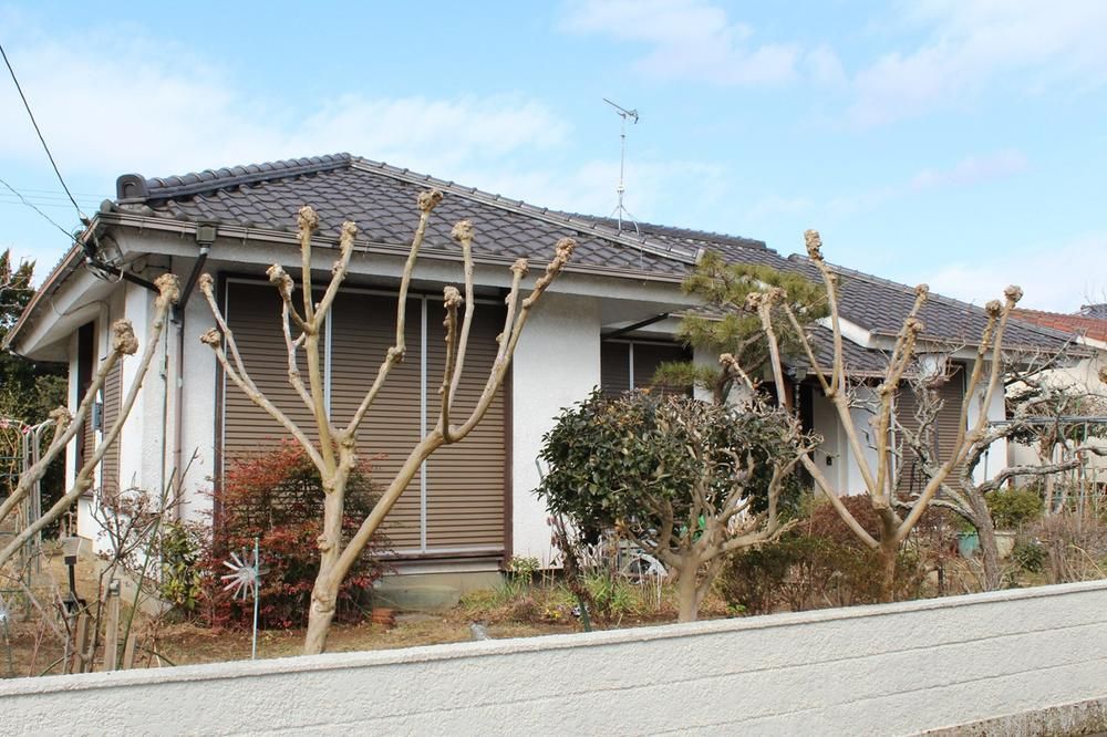 3LDK Single-Story House on 302m2 Land in Togane, Chiba - Thumbnail 3